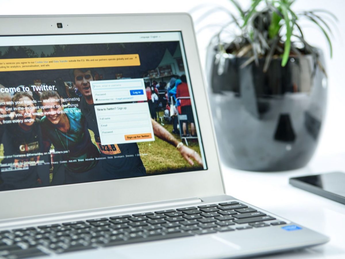 AI coding assistants for web developers
