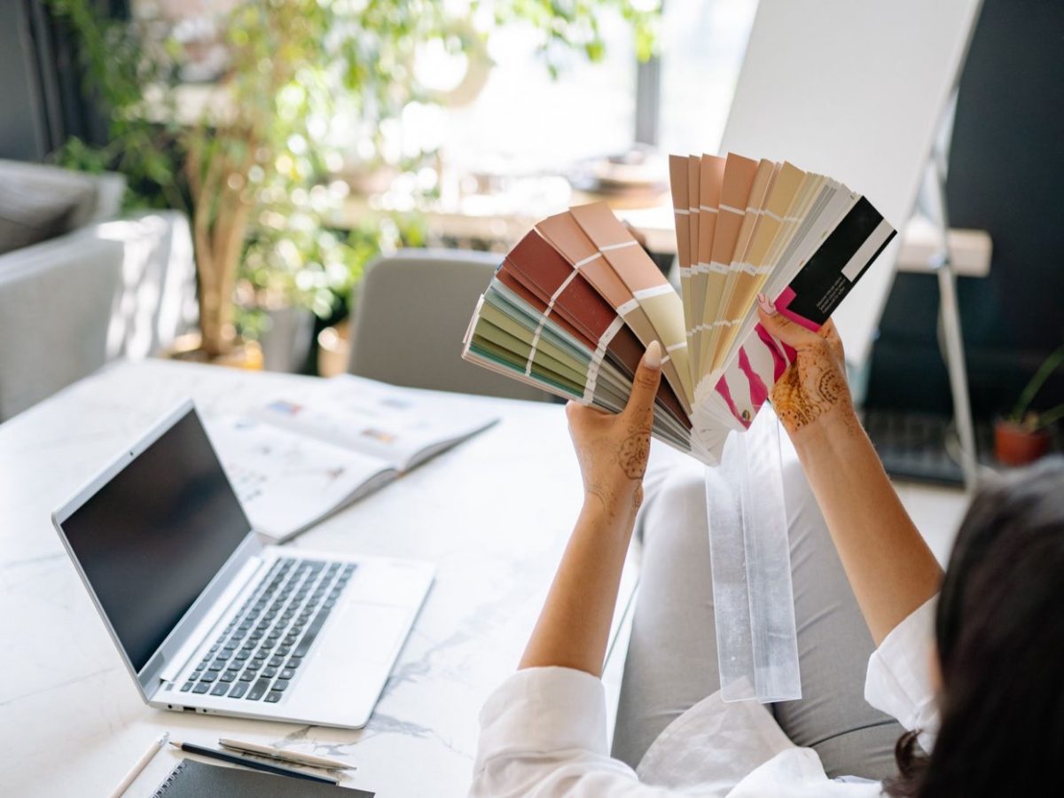 How to choose a website color palette
